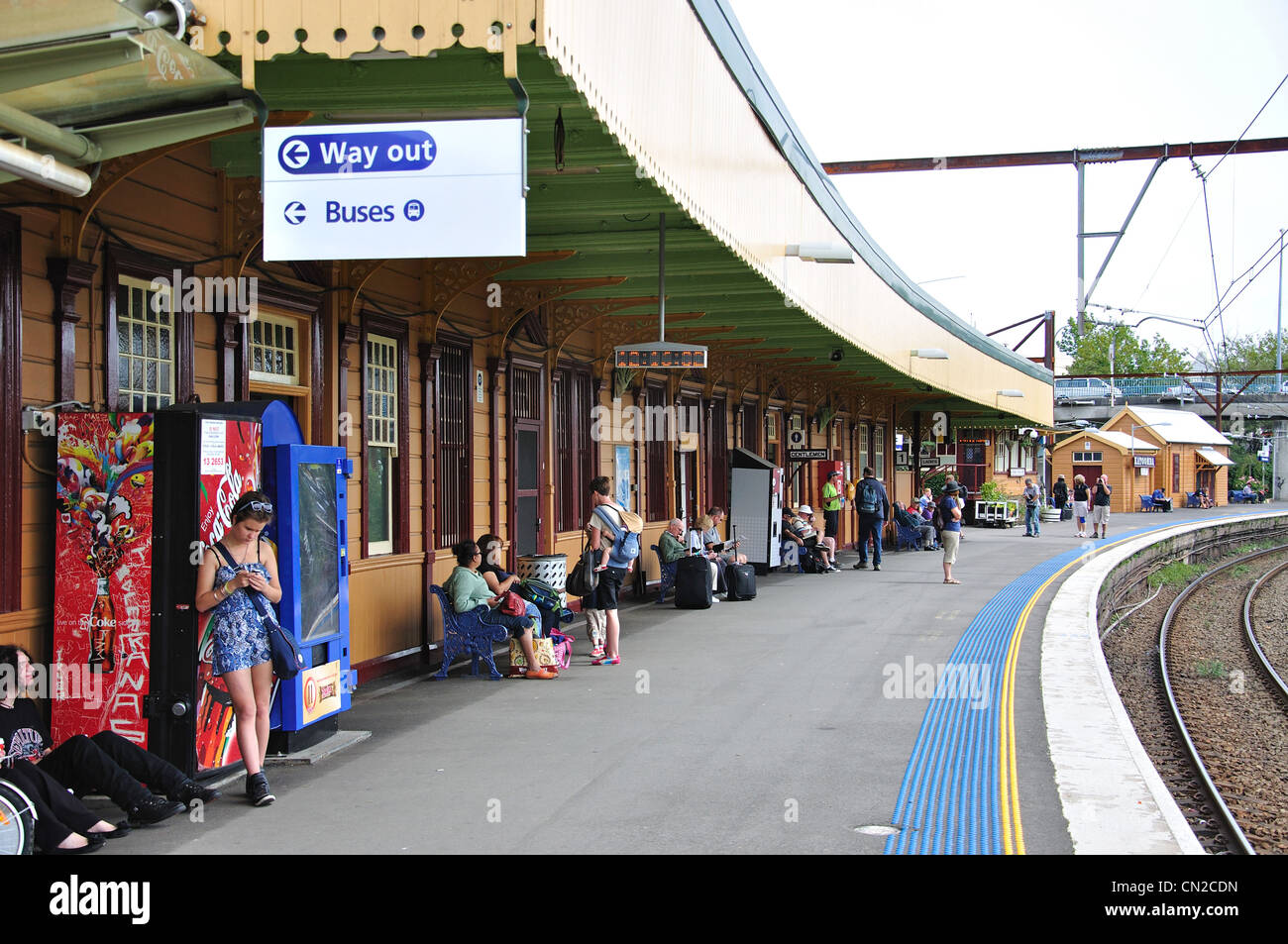 Train platform at Katoomba Railway Station, Katoomba, Blue Mountains, New South Wales, Australia Stock Photo