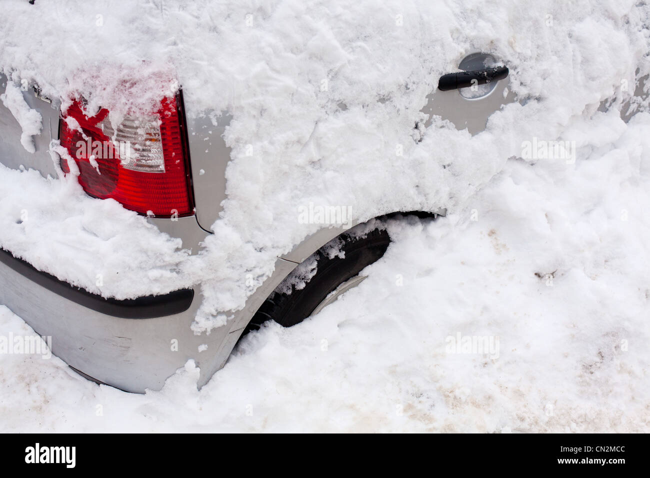Car covered in snow, close up Stock Photo Alamy