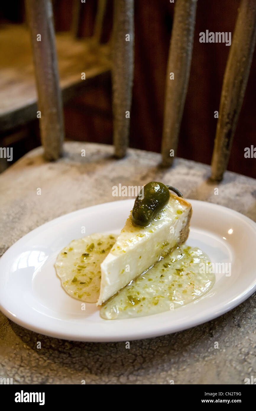 Cheesecake top view hi-res stock photography and images - Alamy