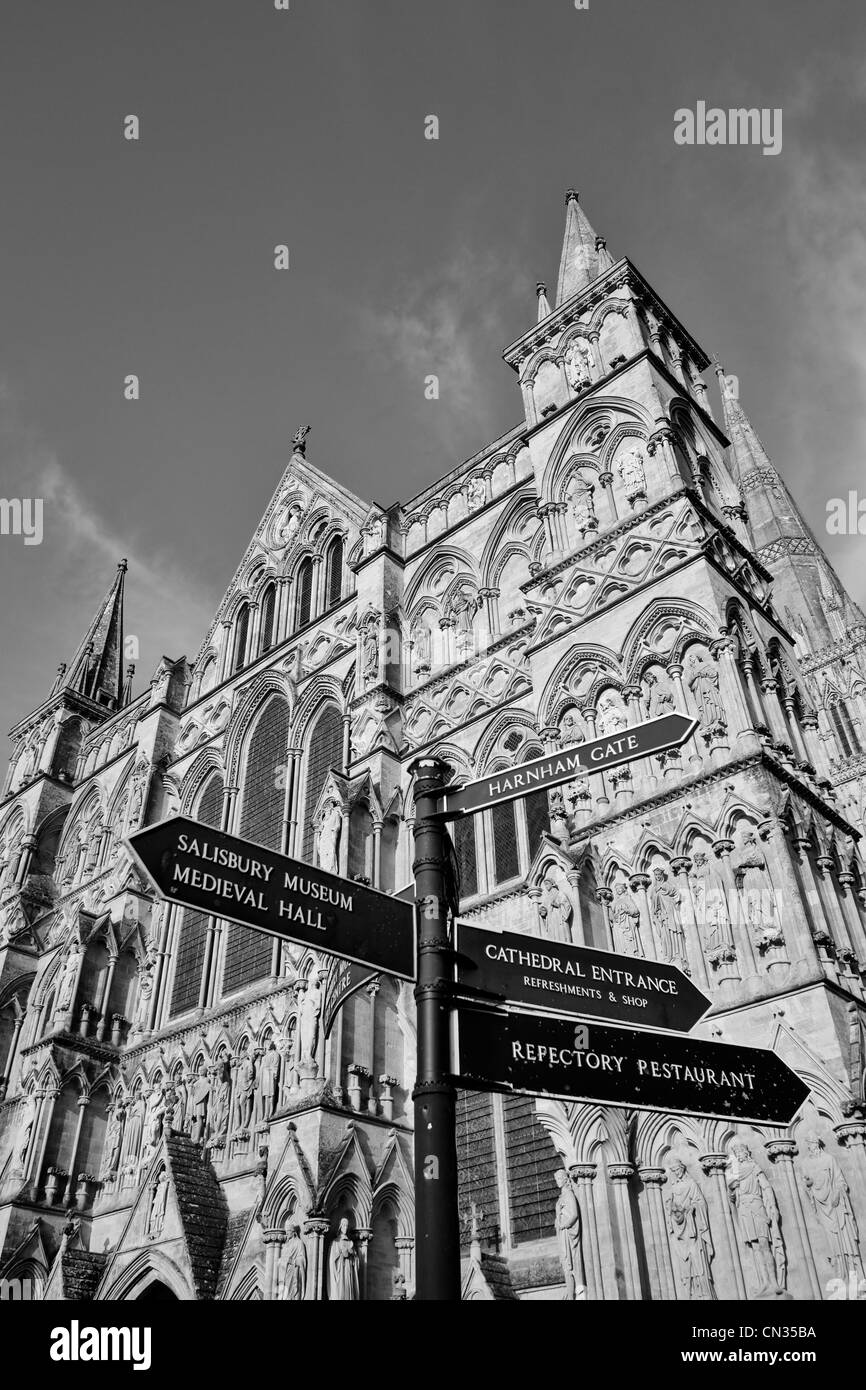 Salisbury Black and White Stock Photos & Images - Alamy