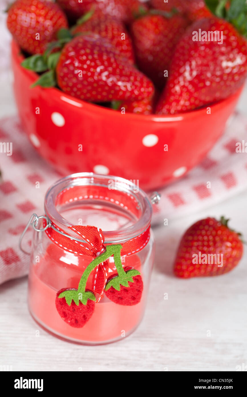 Sweet fresh strawberries in a red bowl Stock Photo - Alamy
