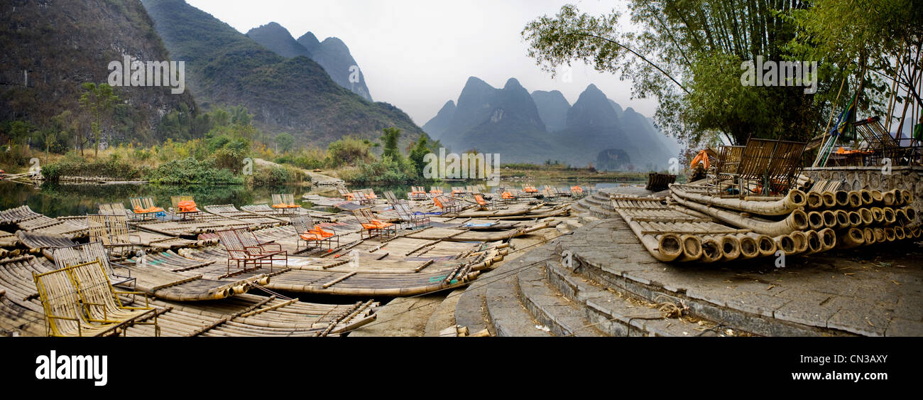 Wooden rafts in Yangshuo, China Stock Photo - Alamy
