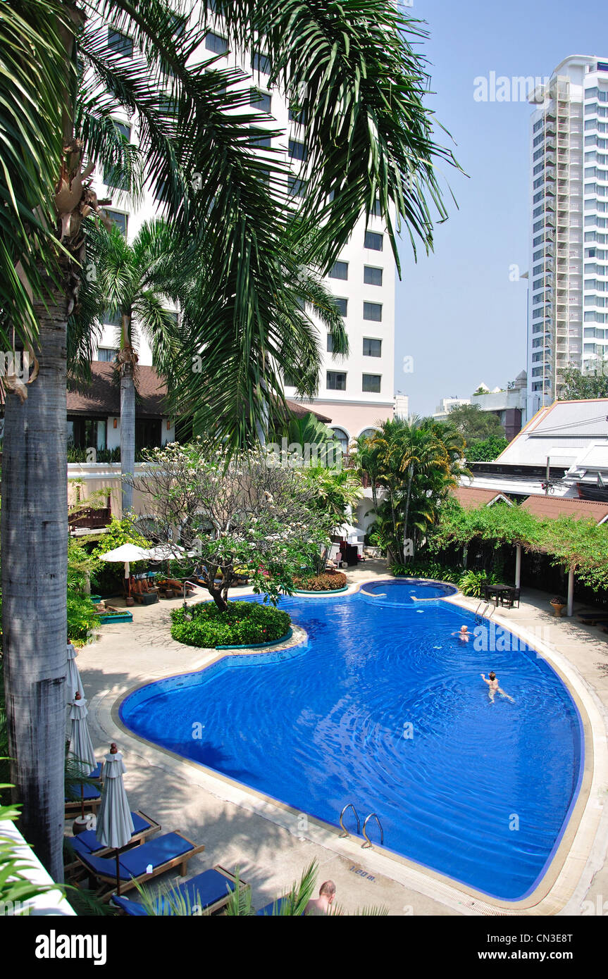 Swimming pool at The Imperial Mae Ping Hotel, Sridonchai Road, Chang Klan, Chiang Mai, Chiang