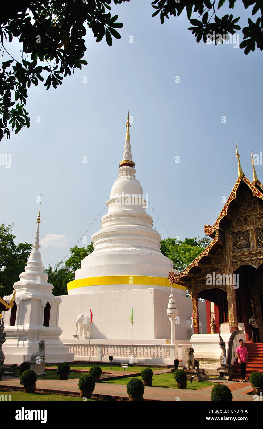The Phrathatluang Chedi, Wat Phra Singh, Chiang Mai, Chiang Mai Province, Thailand Stock Photo