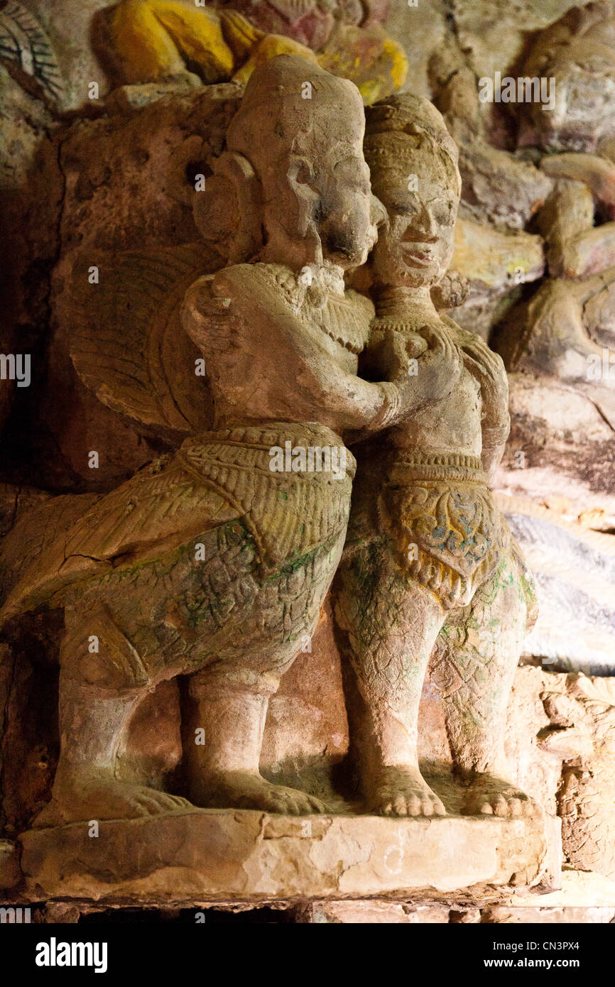 Myanmar (Burma), Rakhine (Arakan) state, Mrauk U, carvings inside Shitthaung pagoda Stock Photo