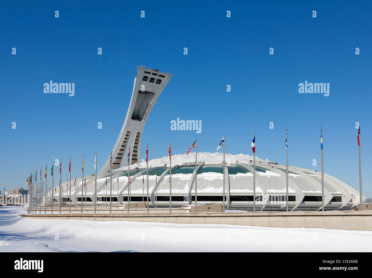 Montreal olympic stadium 1976 hi-res stock photography and images - Alamy