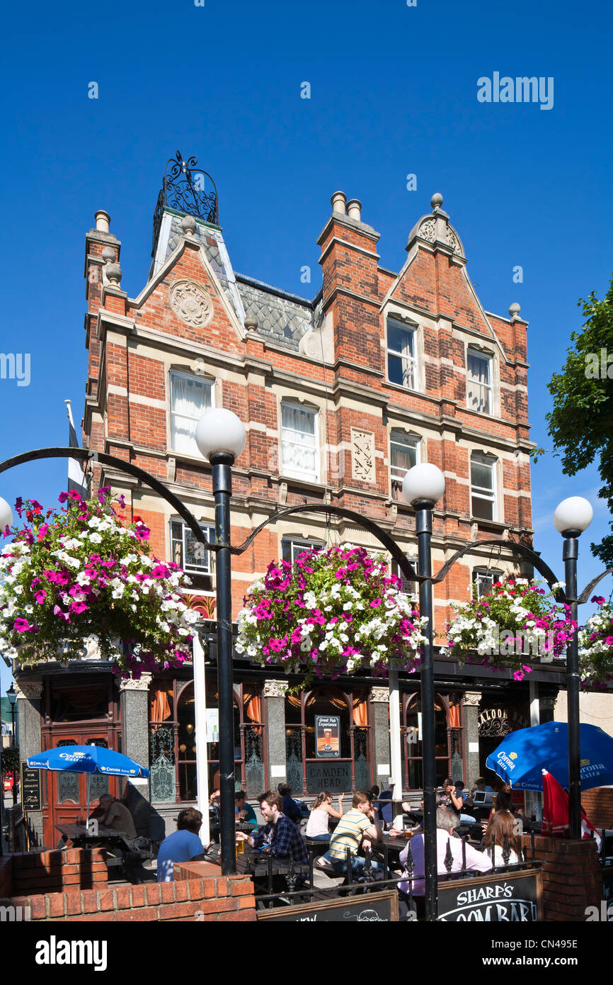 United Kingdom, London, Islington, Camden Walk, Camden Head pub founded in 1899 Stock Photo