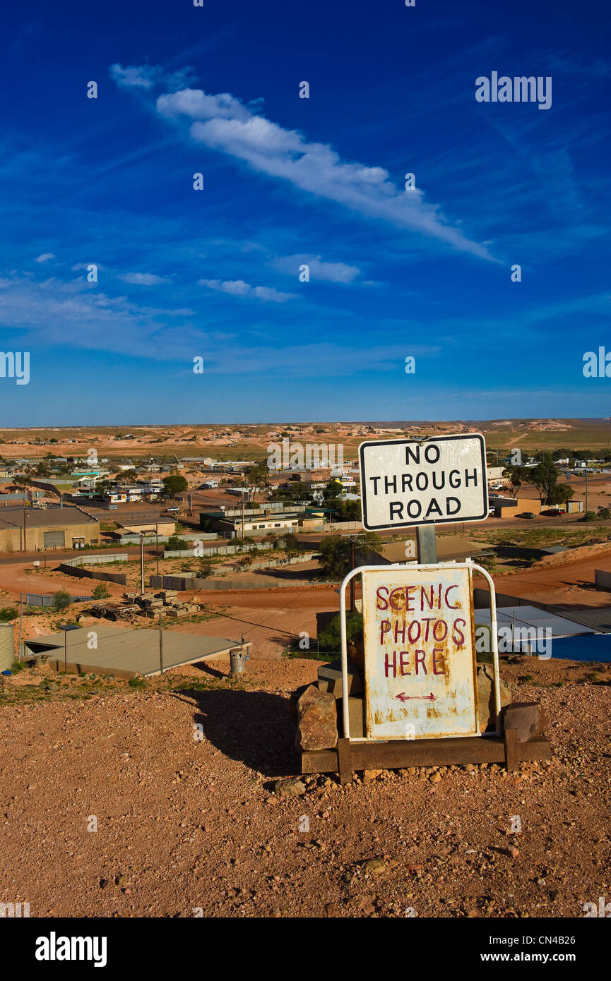 Australia, South Australia, Coober Pedy, world capital of the opale, general view of the town Stock Photo