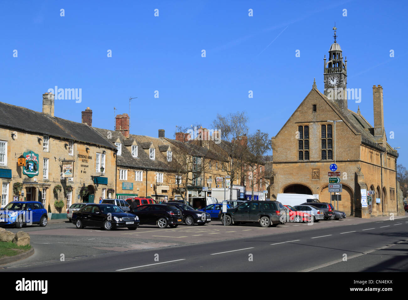 Moreton in marsh high street hires stock photography and images Alamy