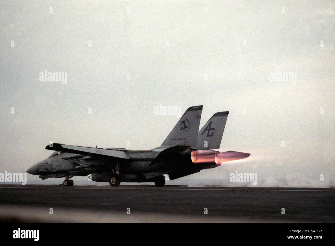 142 squadron hi-res stock photography and images - Alamy