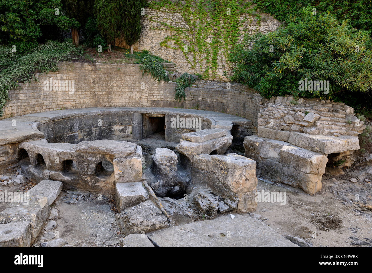 France, Gard, Nimes, Castellum aquae (regulation basin) is the arrival of the waters from the aqueduct of Pont du Gard, stone Stock Photo