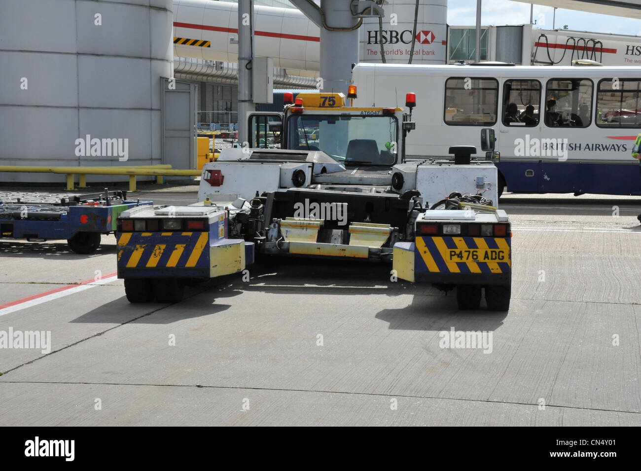 Towbarless tractor hi-res stock photography and images - Alamy
