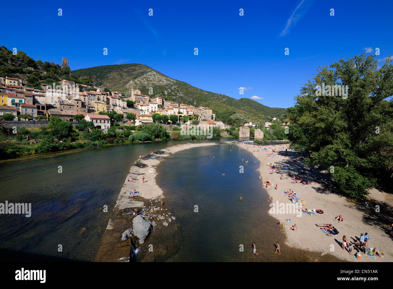 Roquebrun on river orb hi-res stock photography and images - Alamy