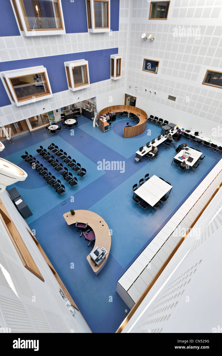 Study room at Suffolk One Sixth Form College in Ipswich Stock Photo