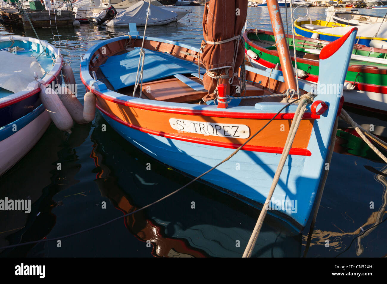Pointu traditional fishing boat hi-res stock photography and images - Alamy