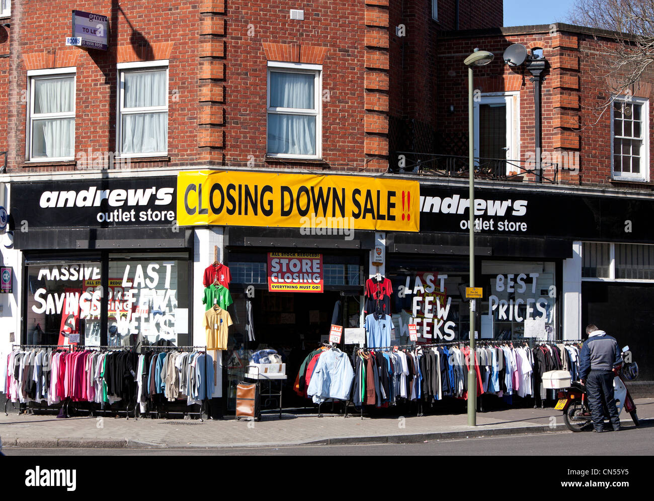 Shop with a closing down sale sign, Shoreditch, London, England, UK. Stock Photo