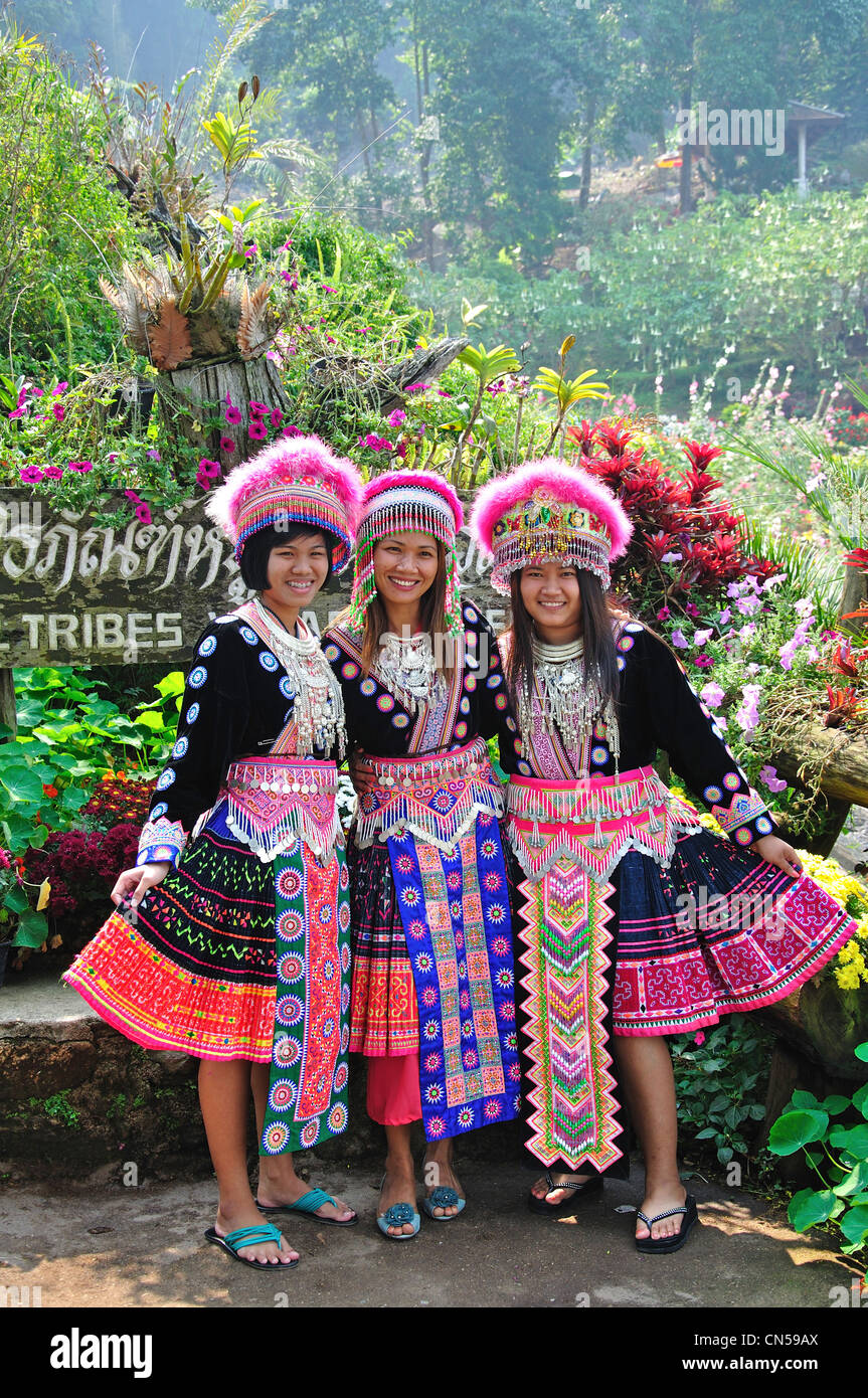 Akha Hill People _ Learning Akha hill tribe’s way of living in Pha Mee ...