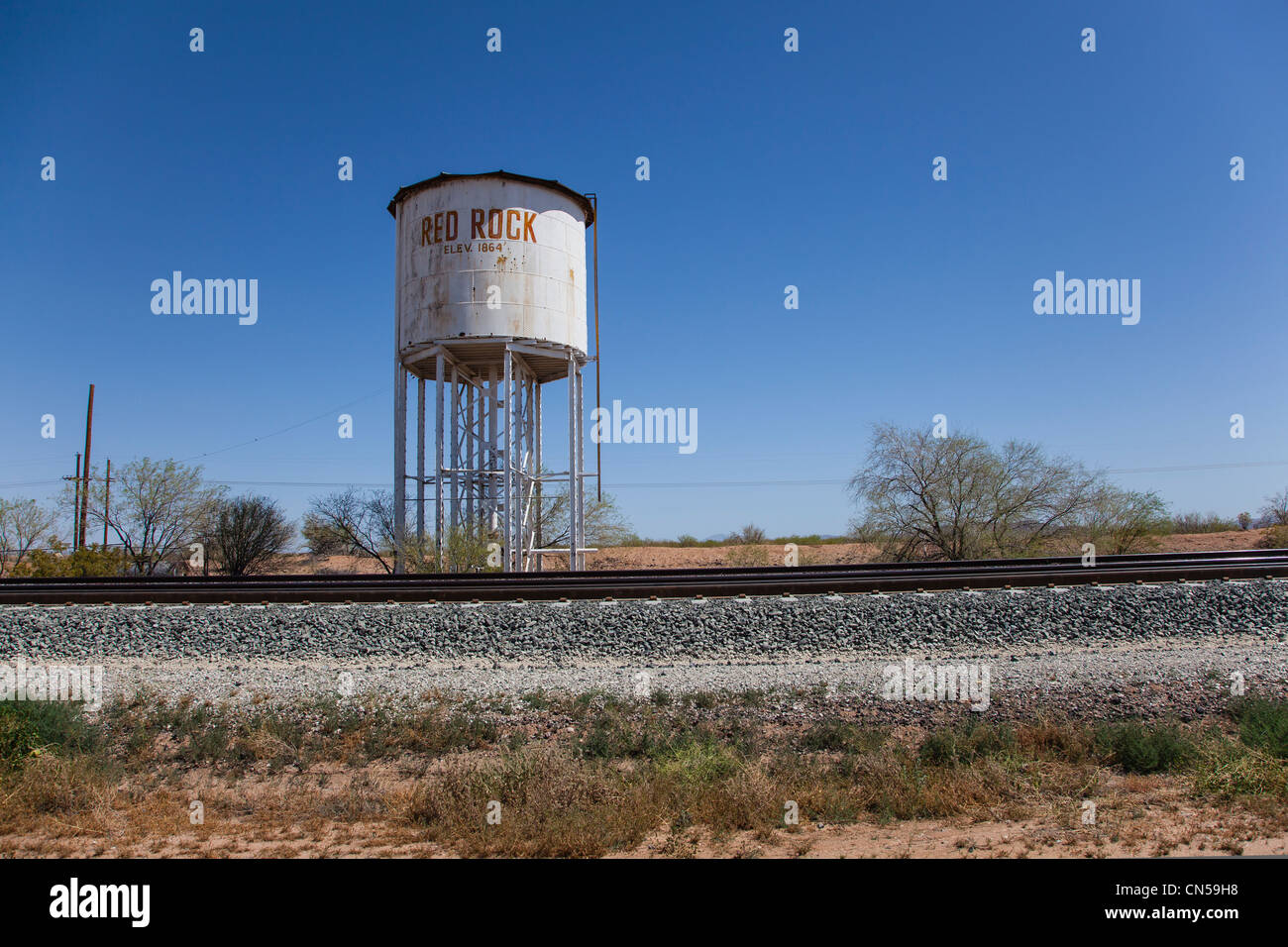 Railroad water tank hires stock photography and images Alamy