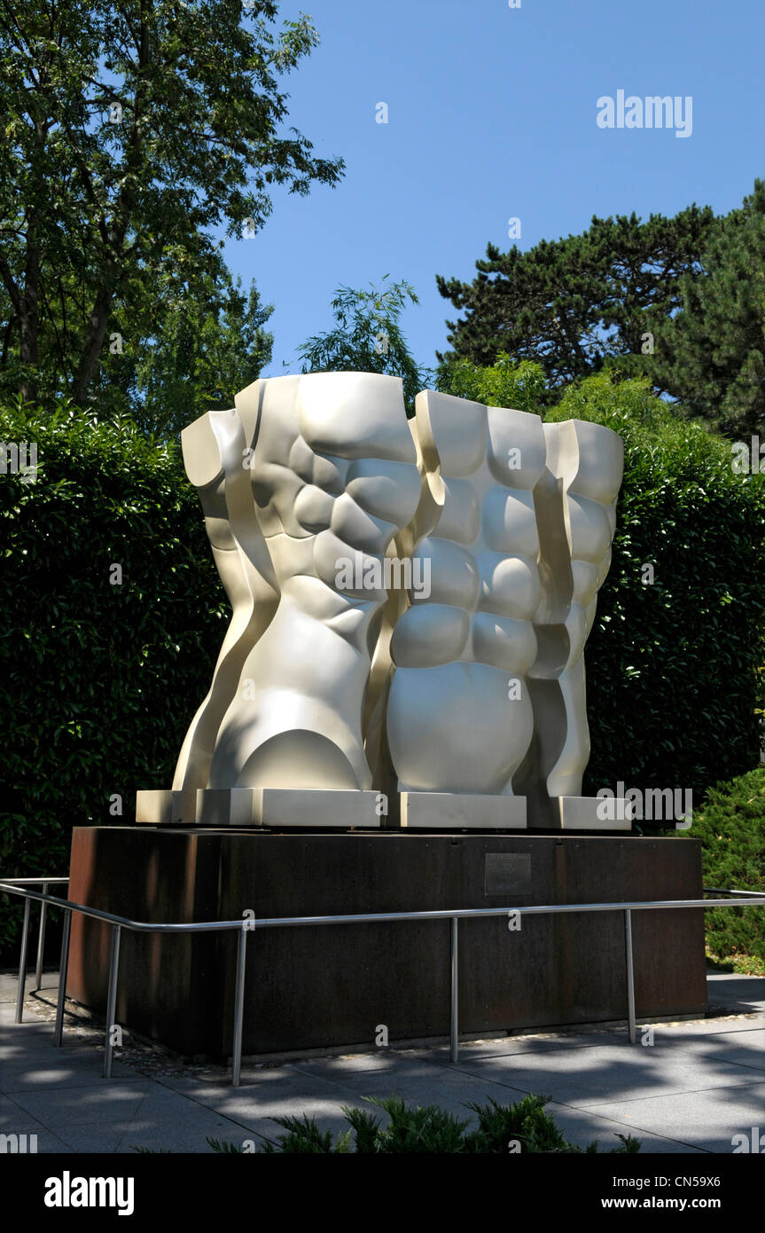 Switzerland, Canton of Vaud, Lausanne, Olympic museum in Lausanne, Miguel BERROCAL sculpture entitled Citius Altius Fortius Stock Photo
