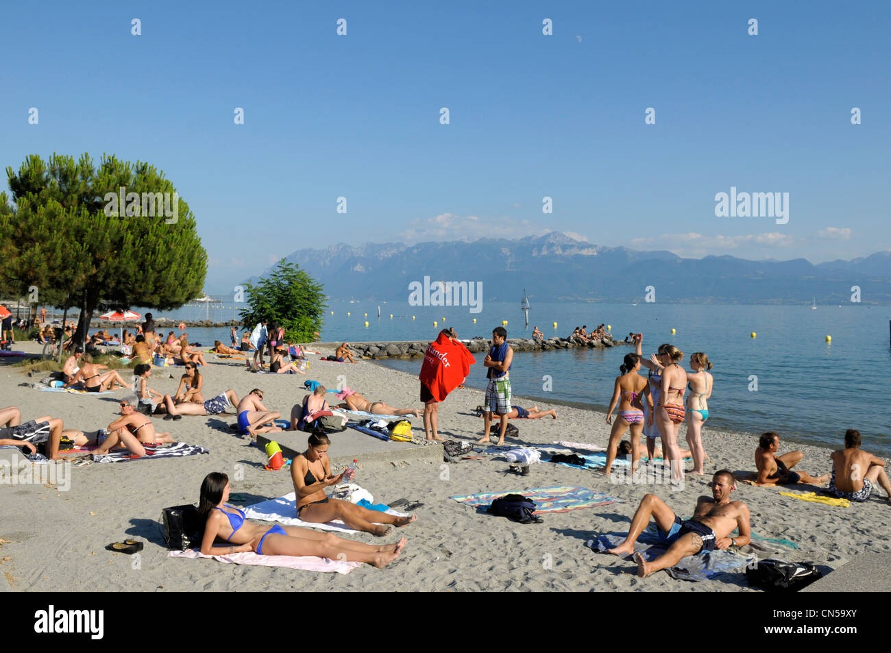 Lausanne lake geneva beach hi-res stock photography and images - Alamy