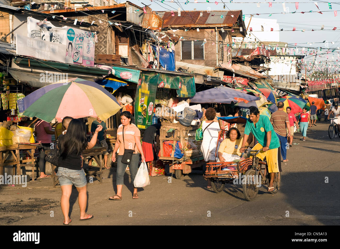 Street market cebu philippines hi-res stock photography and images - Alamy