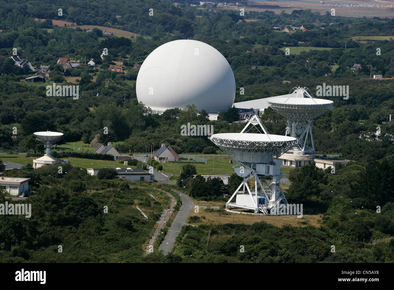 France, Cotes d'Armor, Pleumeur Bodou, Radome and Cite des Telecoms  (Telecom Museum) by architects Melot, Bideau and associates Stock Photo -  Alamy