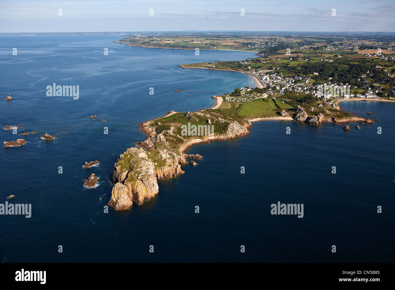 France, Finistere, Plougasnou, Primel Tregastel, Pointe de Primel (aerial view) Stock Photo