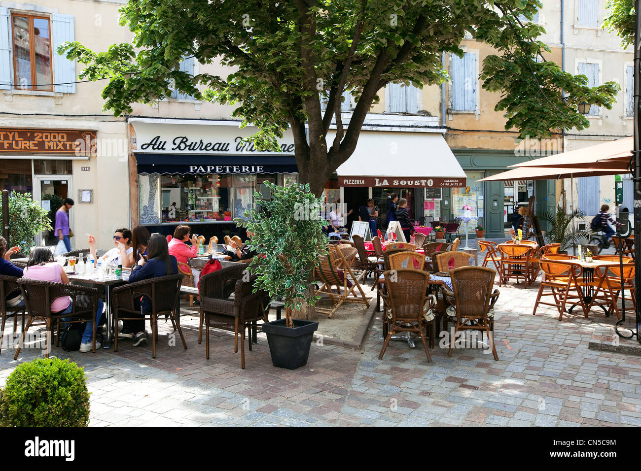 France, Bouches du Rhone, Arles, district de la Roquette, place de Nacre Stock Photo