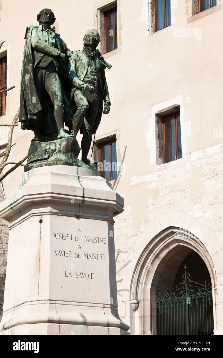 France, Savoie, Chambery, the old city, the statue of Xavier and Joseph de Maistre in front of the castle of the Dukes of Savoy Stock Photo