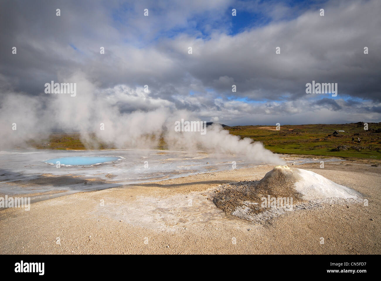 Iceland, Nordurland Vestra Region, Hveravellir, fumarole on a concretion of geyserite and spring of warm water opaline Stock Photo