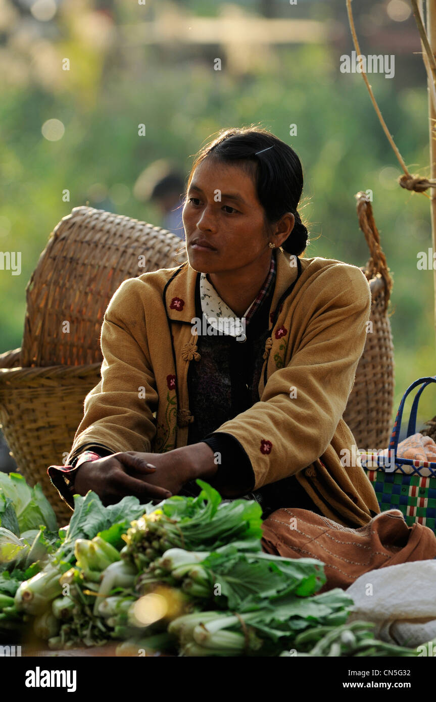 Myanmar (Burma), Shan State, Inle Lake, village of Ywama, market, vegetable saleswoman Stock Photo