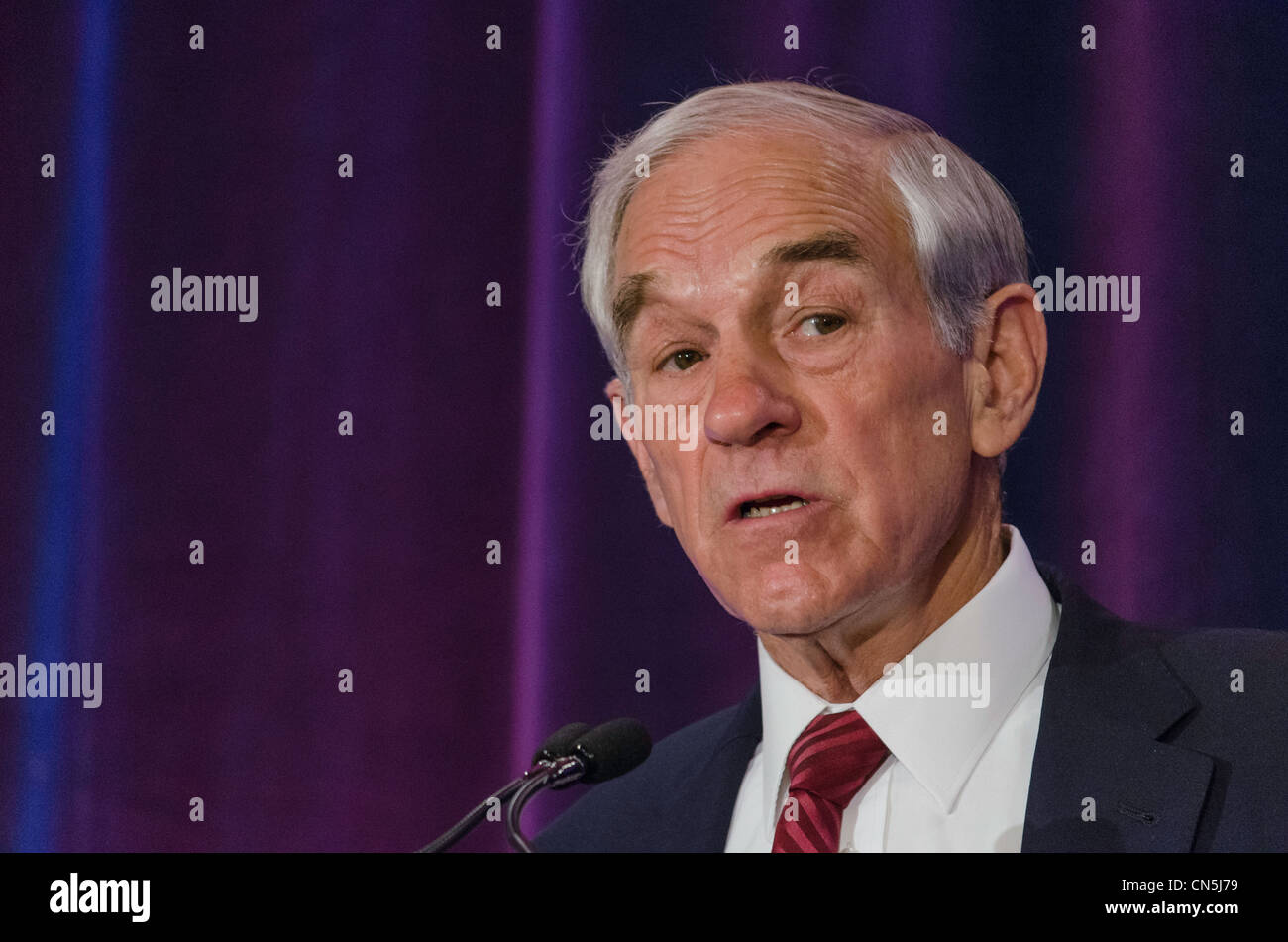 2012 presidential candidate, Ron Paul, speaks to supporters in San Francisco, California on 04/05/2012. Stock Photo