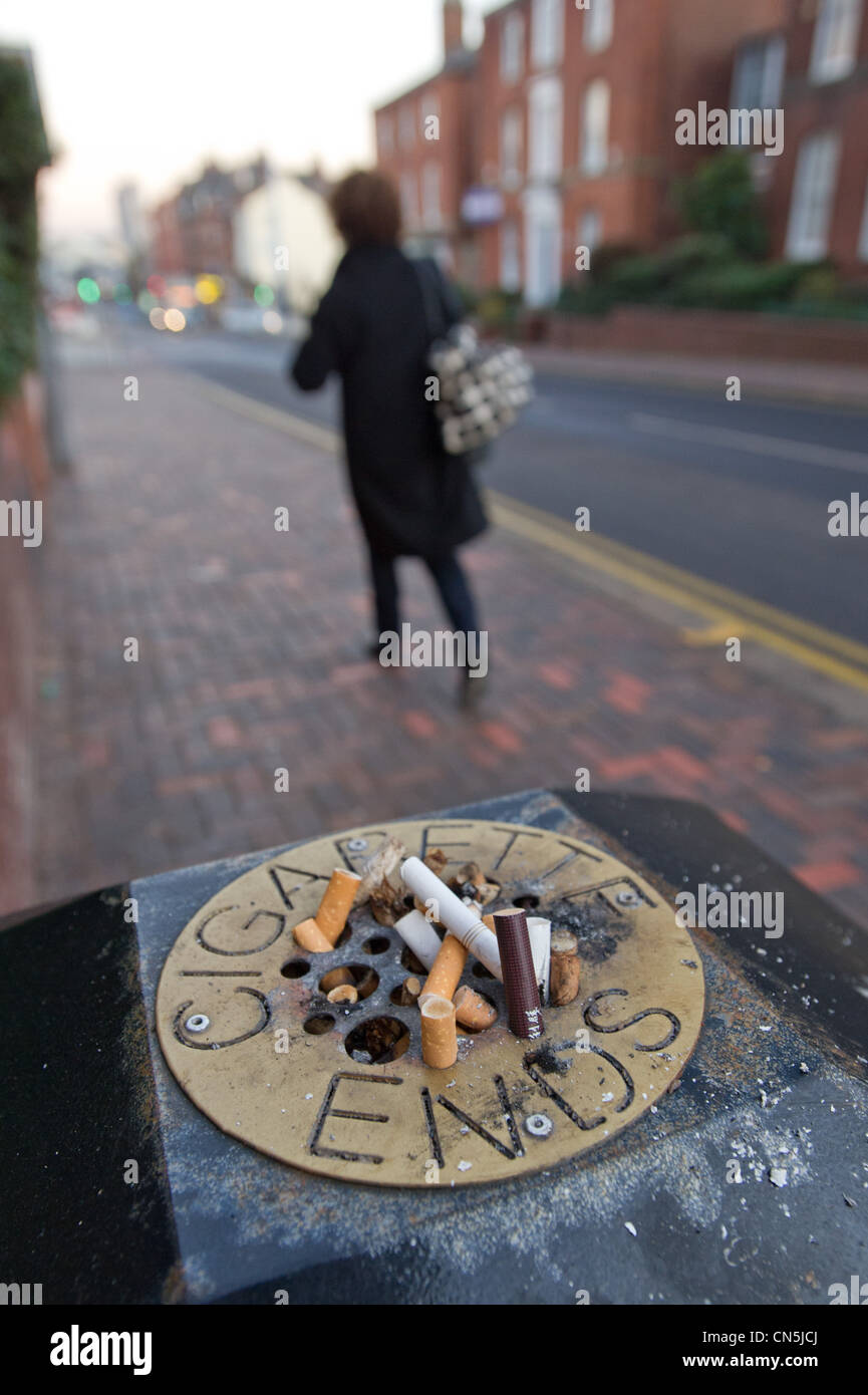 Ash tray on top of litter bin Stock Photo Alamy