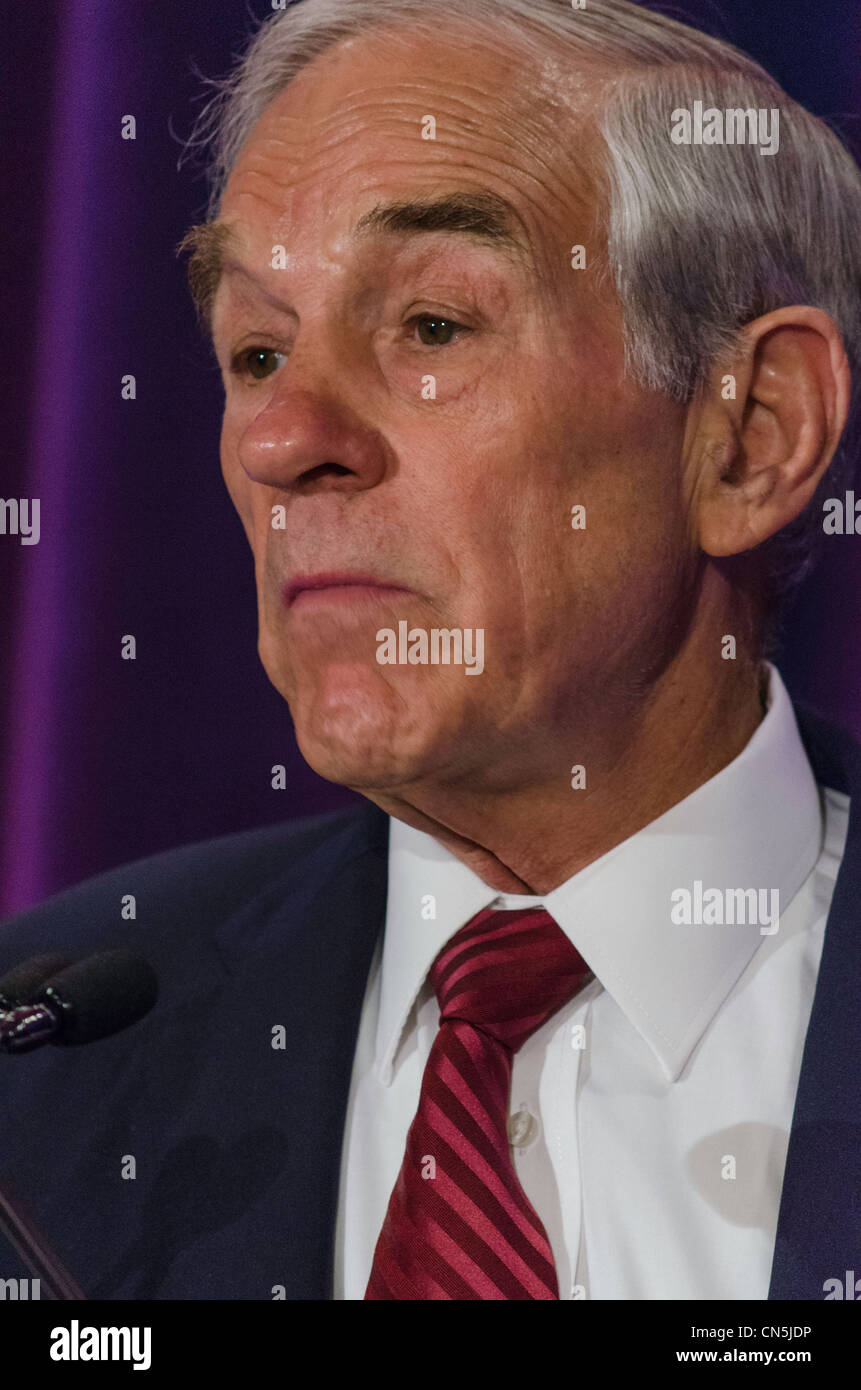 2012 presidential candidate, Ron Paul, speaks to supporters in San Francisco, California on 04/05/2012. Stock Photo