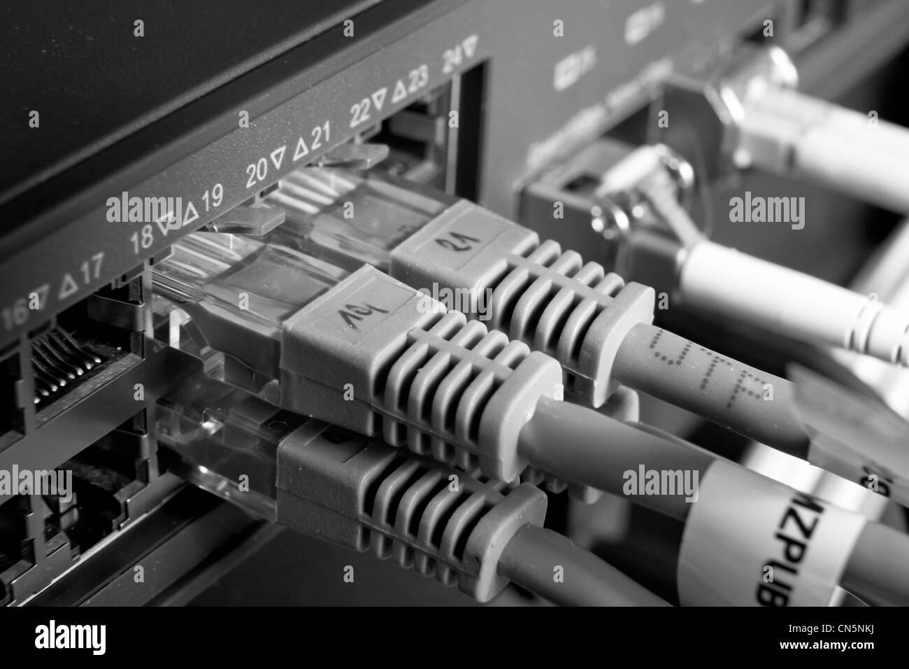 Hub Connection Set network cables connected to hub Stock Photo - Alamy