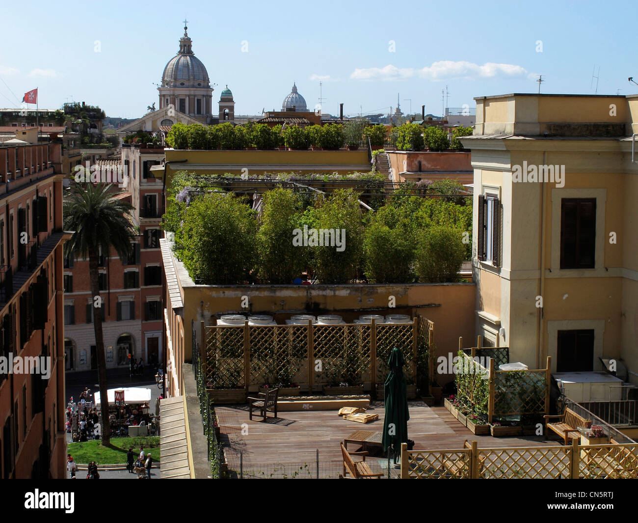 Italy Rome old town Green rooftop garden at Piazza di Spagna Spanish steps Stock Photo
