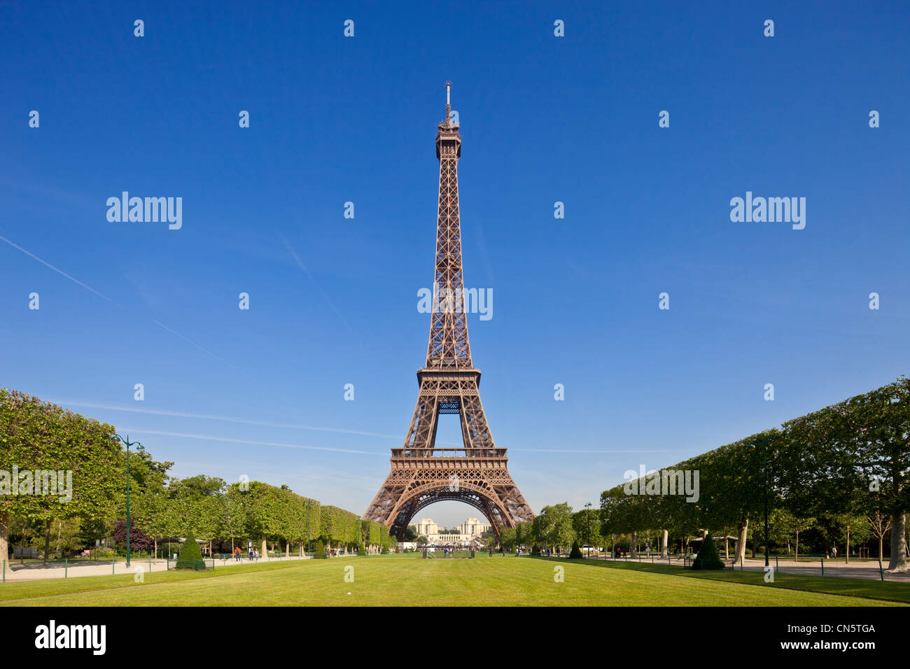 France, Paris, the Champs de Mars and Eiffel Tower Stock Photo