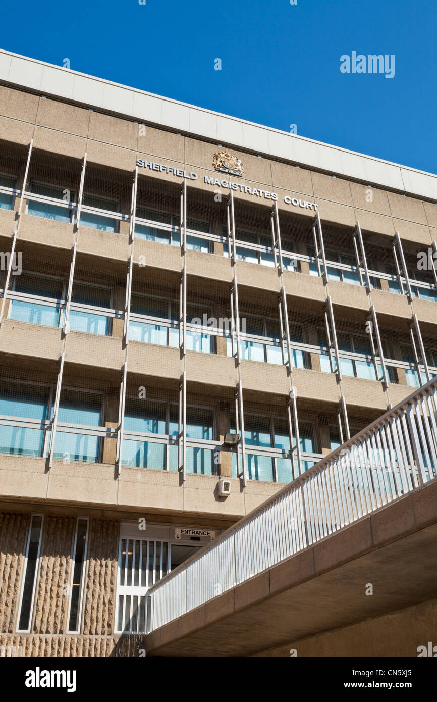 Magistrates court courts hires stock photography and images Alamy