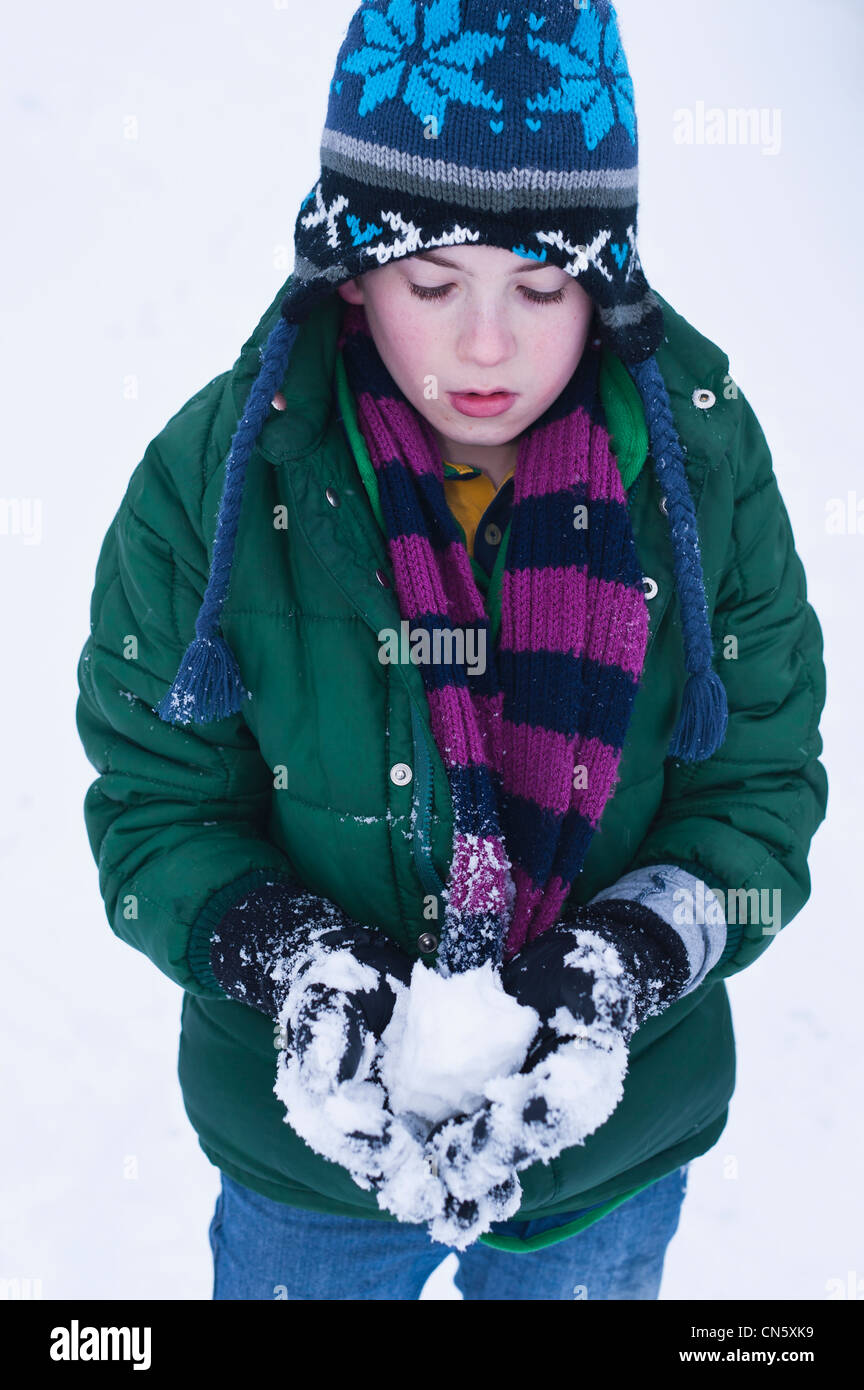 Kids 12 years old winter hires stock photography and images Alamy