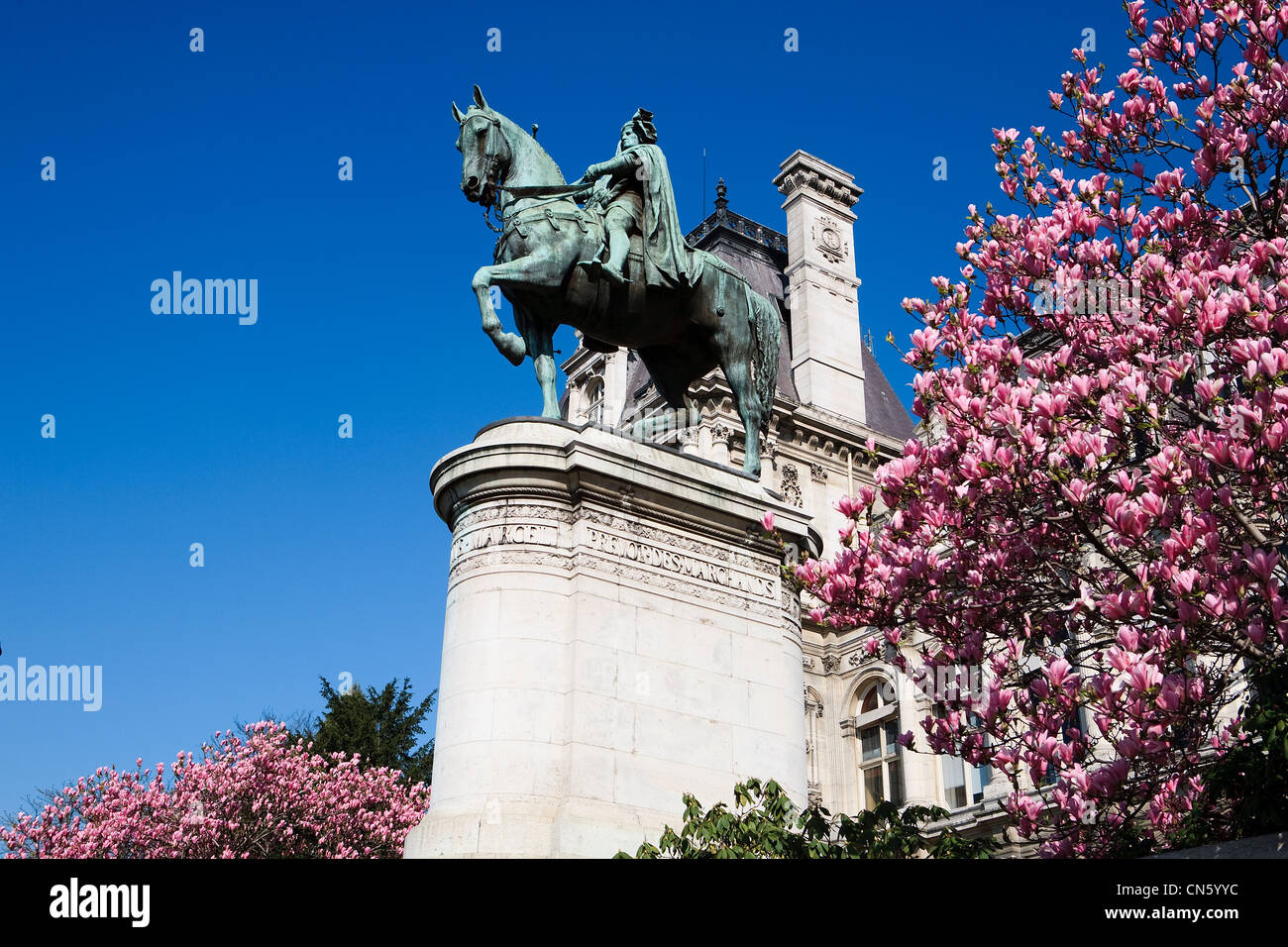 France, Paris, statue of Etienne Marcel, Hotel de Ville bank and City Hall in the background Stock Photo