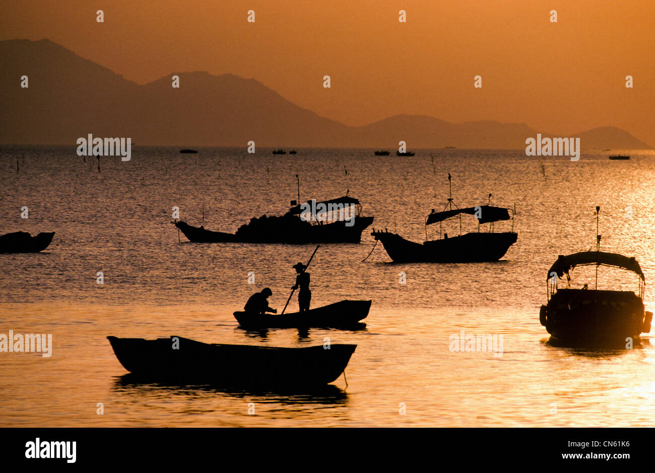 Asian Boats High Resolution Stock Photography and Images - Alamy