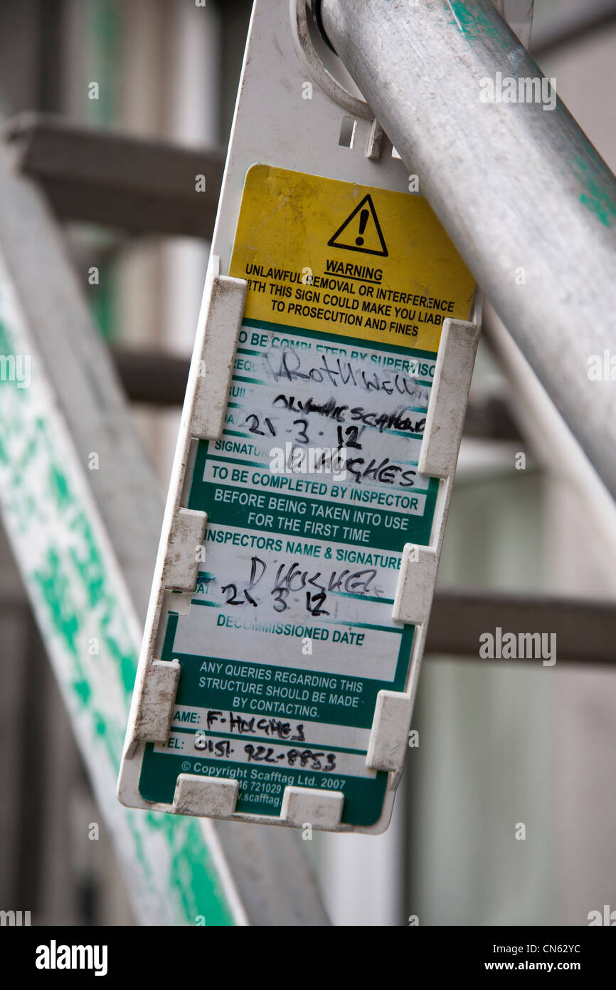 Scafftag label hanging on an assembled scaffold ready for use Stock ...