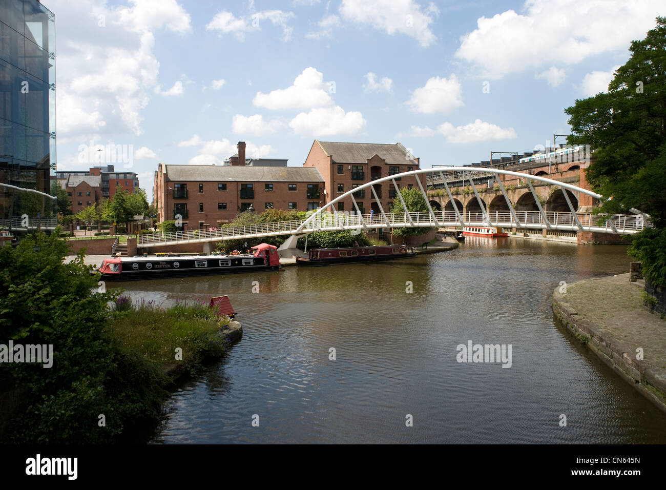 Restored Warehouses And Canal In Castlefield Manchester Stock Photo Alamy restored-warehouses-and-canal-in-castlefield-manchester-stock-photo-alamy