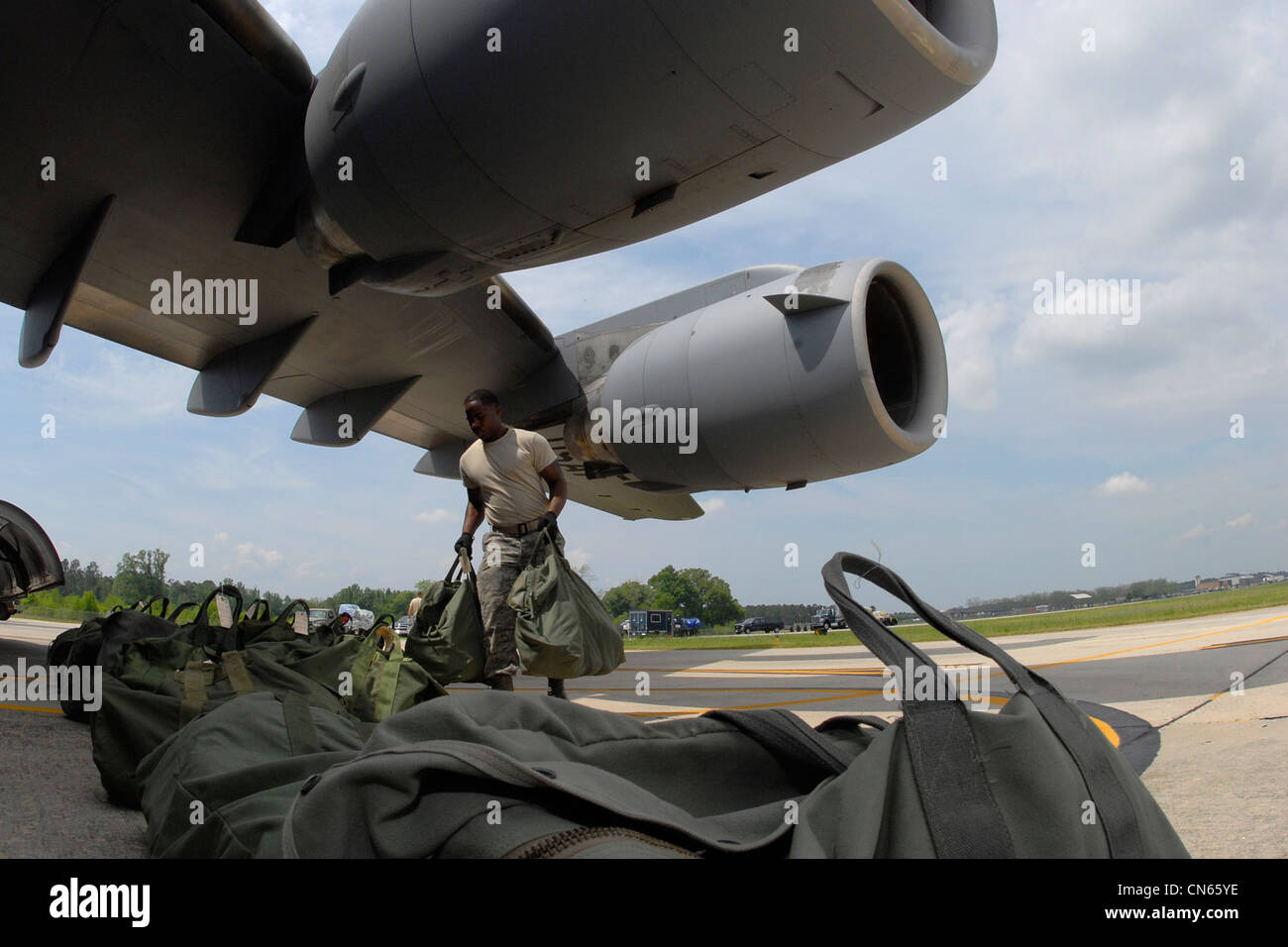 Admit space alley Air traffic control squadron hi-res stock photography and images - Alamy