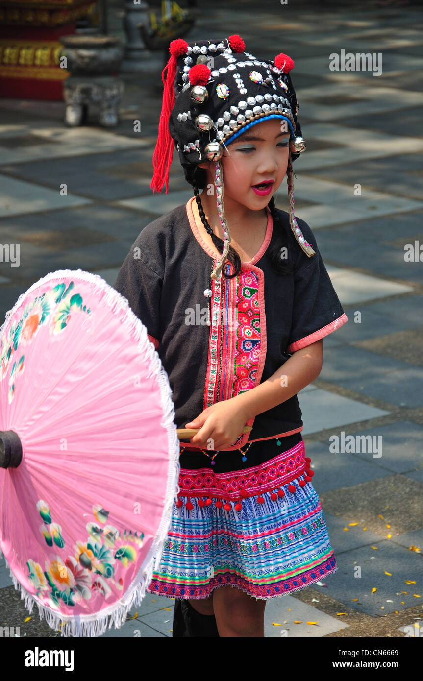 Young Akha Hill Tribe girl at Wat Phrathat Doi Suthep Buddhist temple, Doi Suthep, Chiang Mai, Chiang Mai Province, Thailand Stock Photo