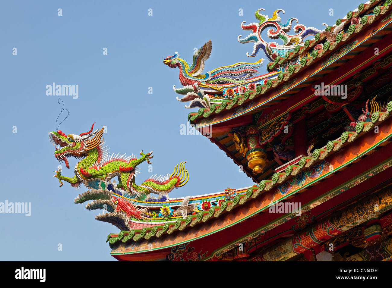 Roof detail at Longshan or Lungshan Temple Taipei Taiwan. JMH5696 Stock Photo