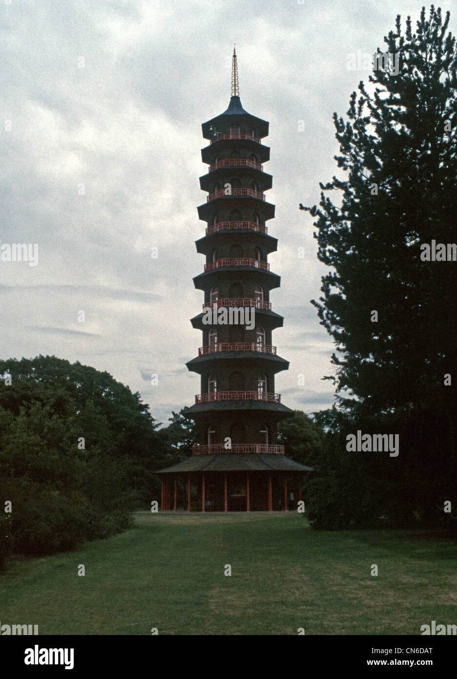 Kew Gardens - Pagoda Stock Photo - Alamy