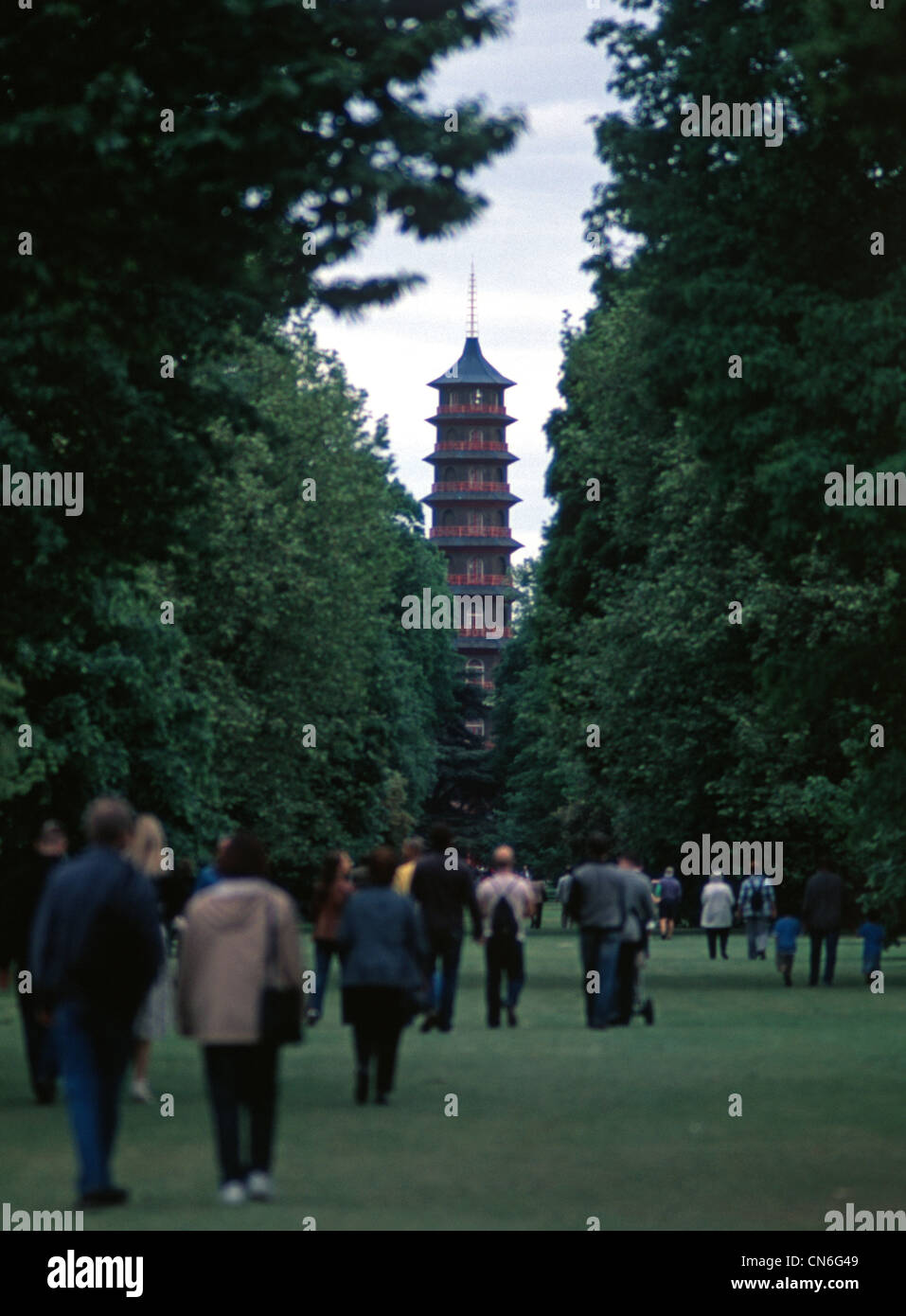 Kew Gardens - Pagoda Stock Photo - Alamy