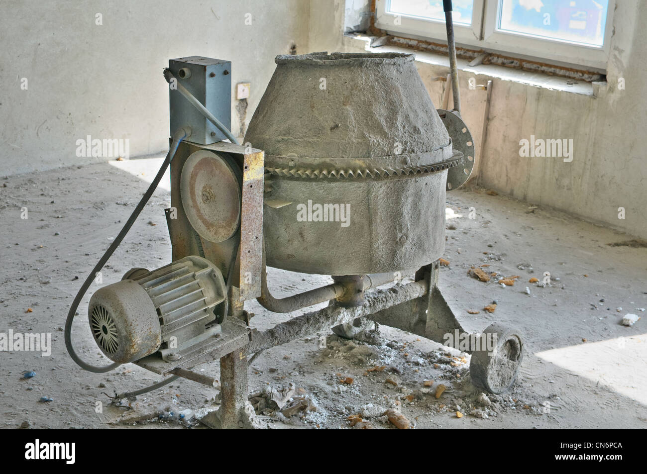 Old cement mixer Stock Photo Alamy
