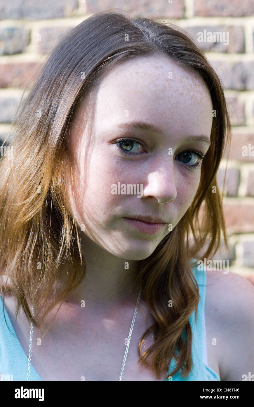Portrait of teenage girl Stock Photo - Alamy